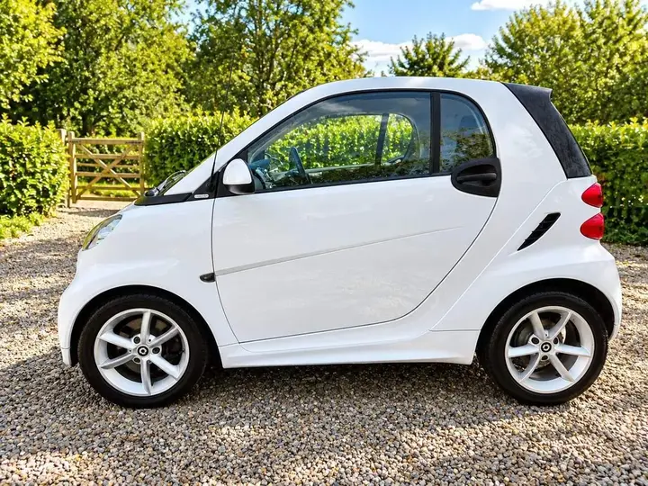 Smart Fortwo 2013 photo 4