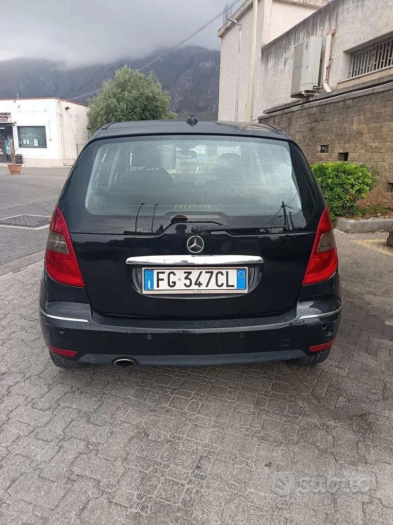 Mercedes-Benz A 180 Cdi 2010 photo 4