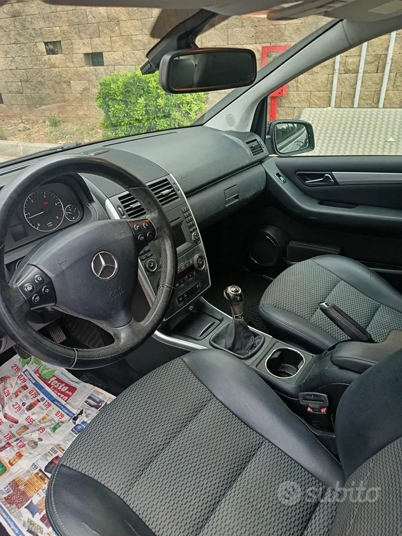 Mercedes-Benz A 180 Cdi 2010 photo 5