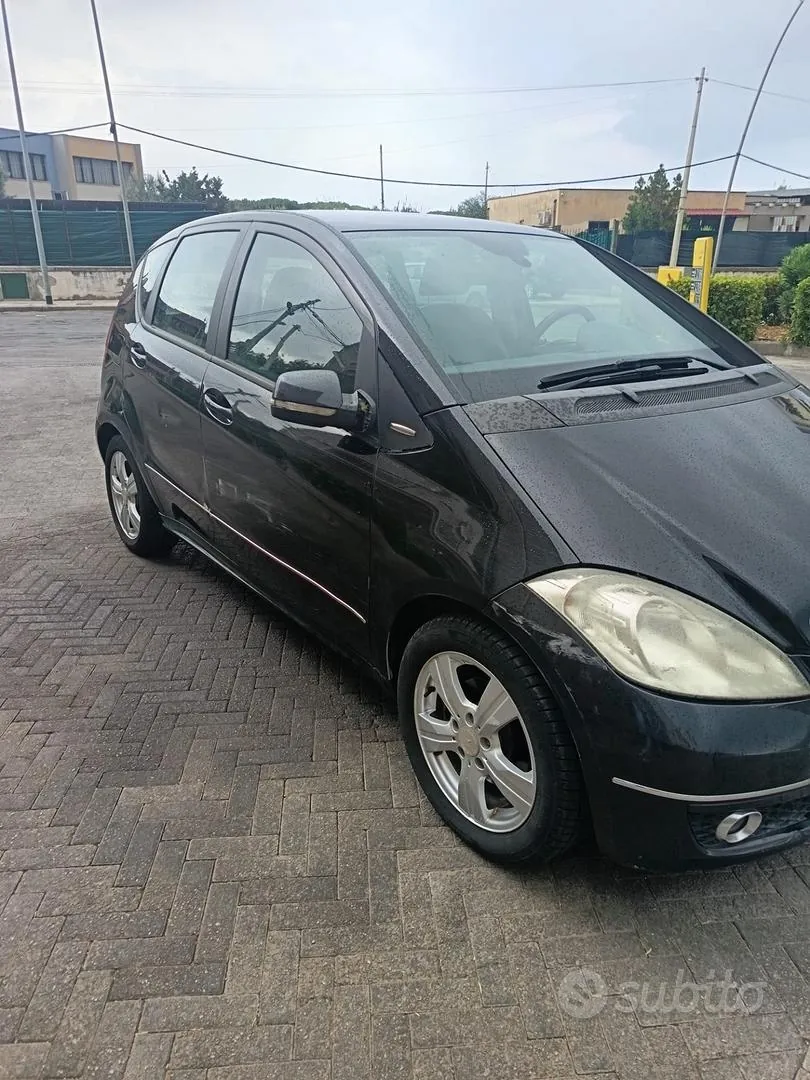 Mercedes-Benz A 180 Cdi 2010 photo 2
