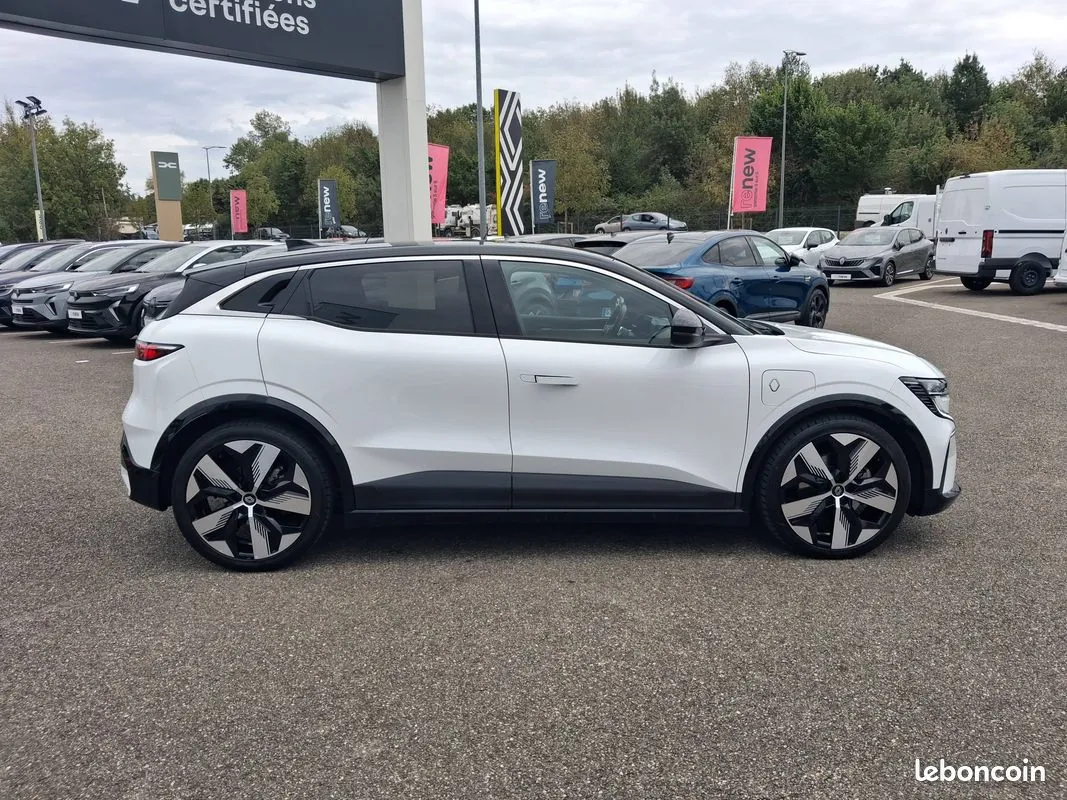 Renault Megane 2023 photo 4