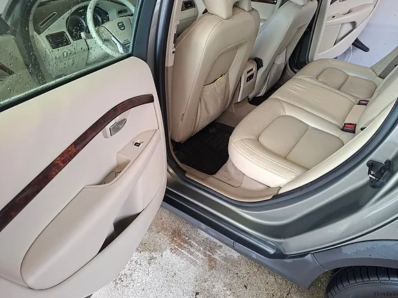 Volvo Xc70 2010 photo 5