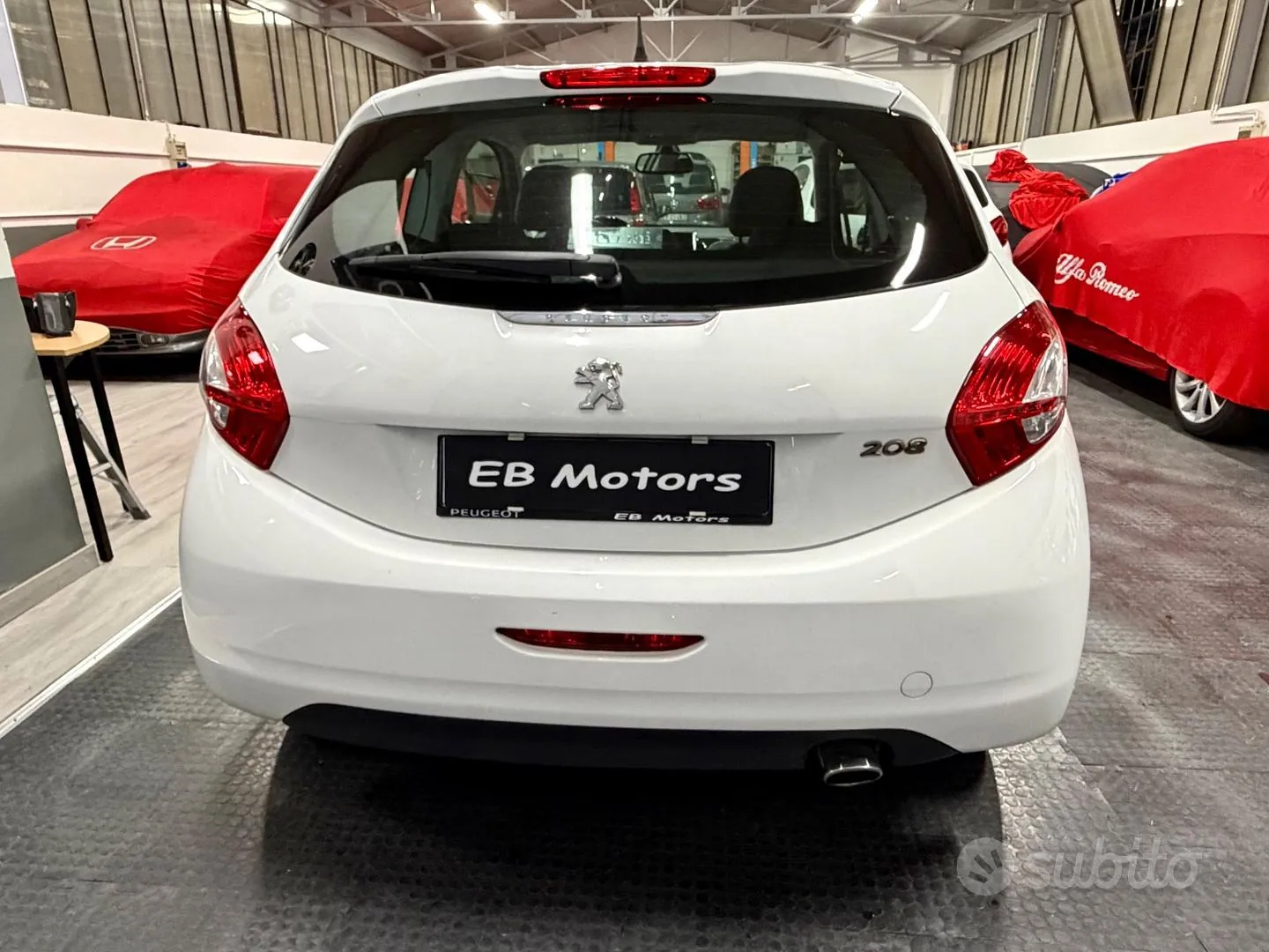 Peugeot 208 2013 photo 5