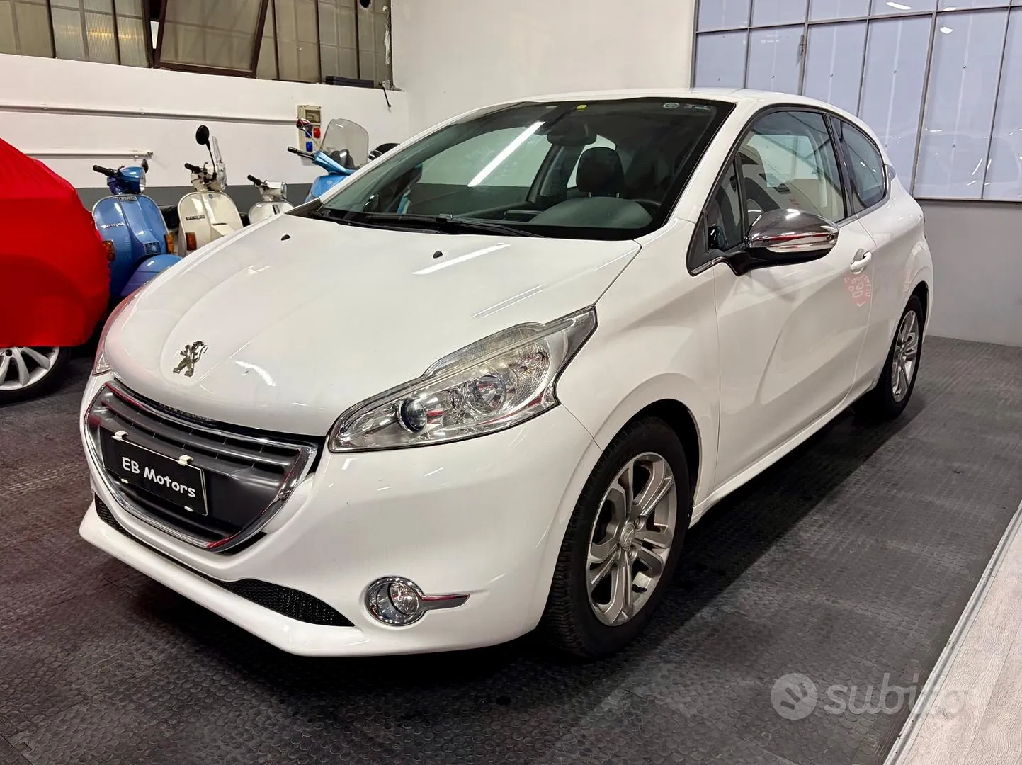 Peugeot 208