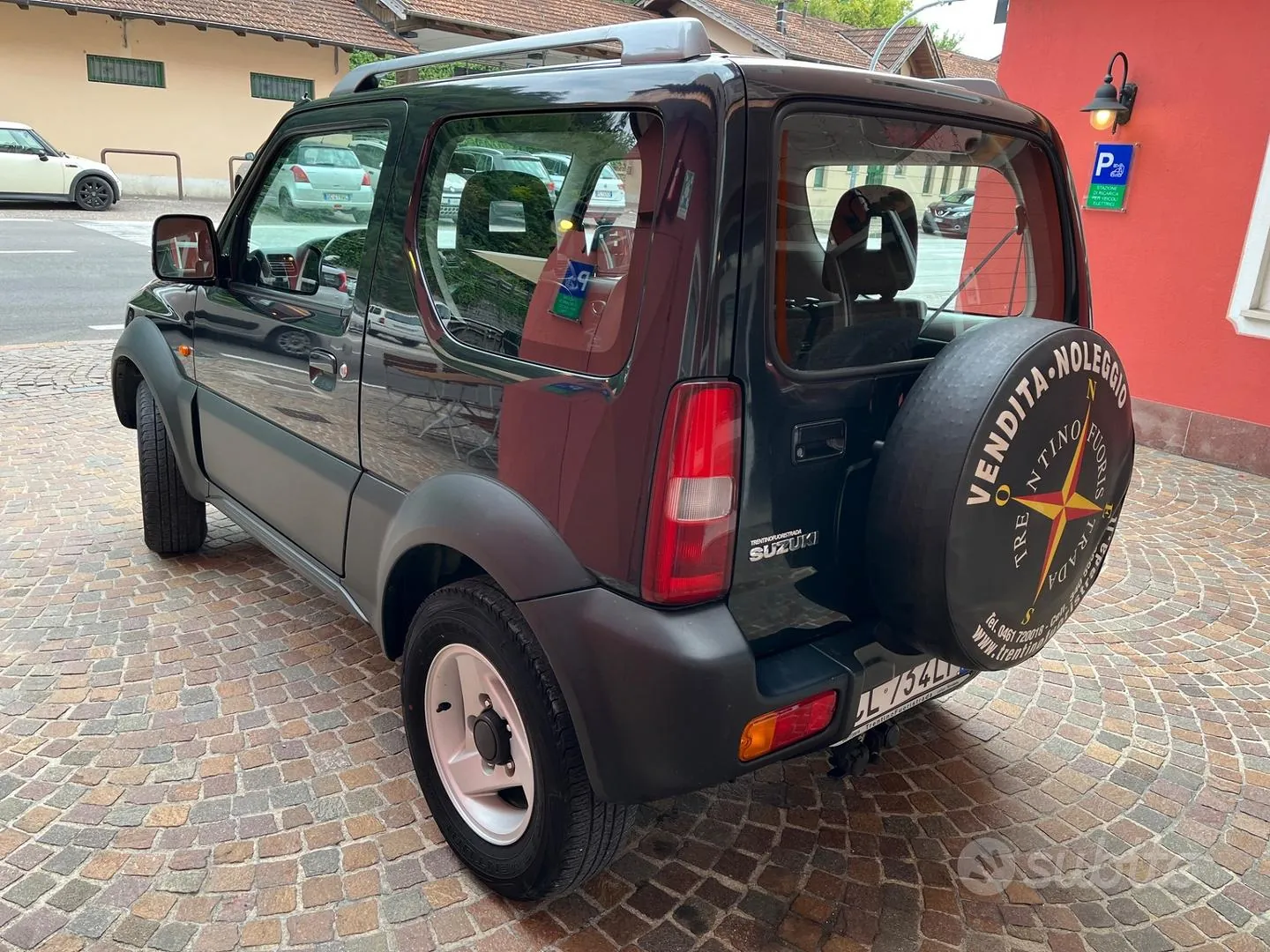Suzuki Jimny 2004 photo 4