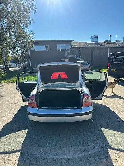 Volkswagen Passat 2002 photo 4