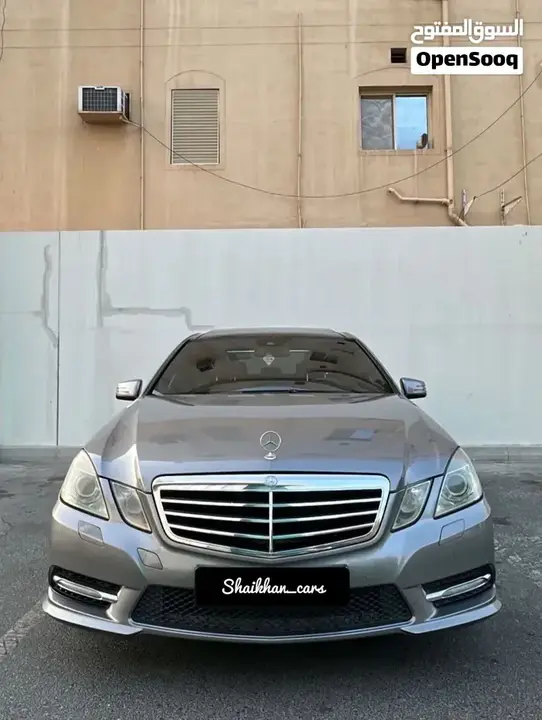 Mercedes-Benz E300