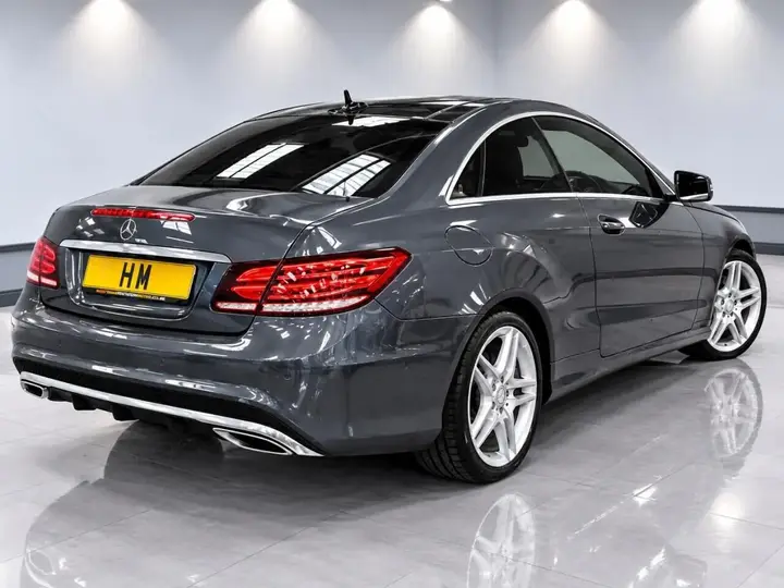 Mercedes-Benz E-Class 2015 photo 5