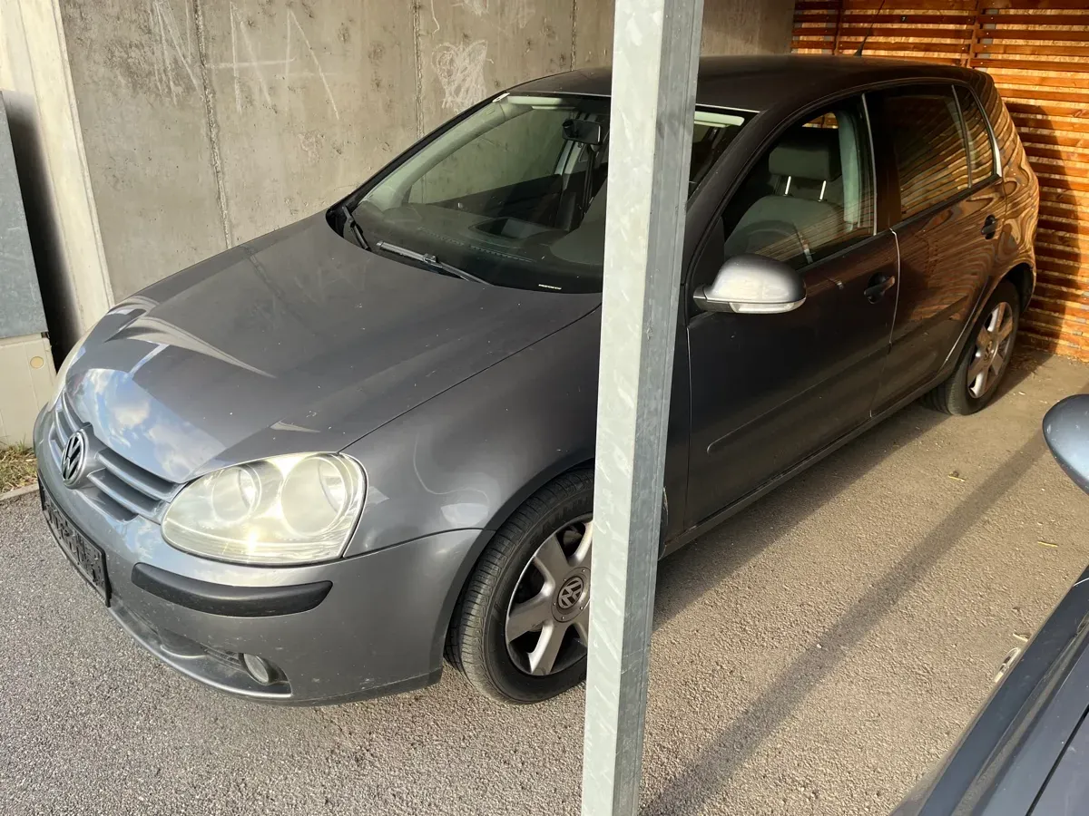 Volkswagen Golf 2006 photo 2