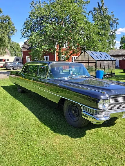 Cadillac Fleetwood 1964 photo 2