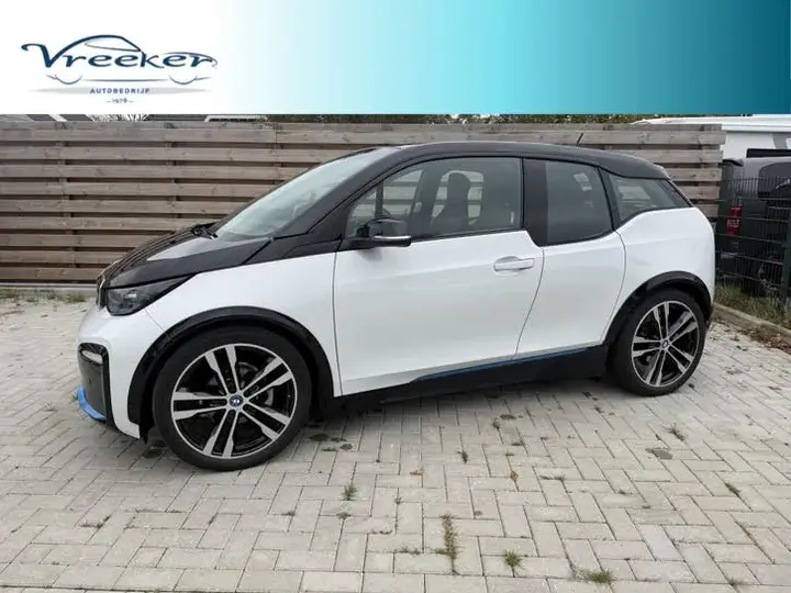 BMW I3