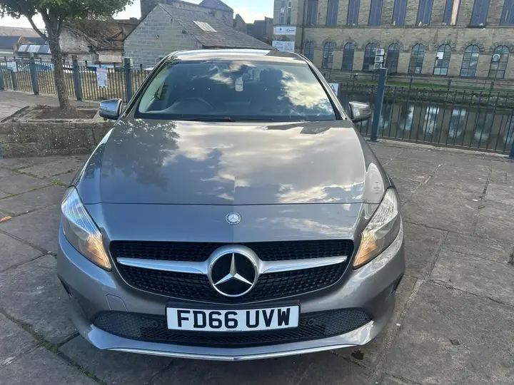 Mercedes-Benz A-Class 2016 photo 3