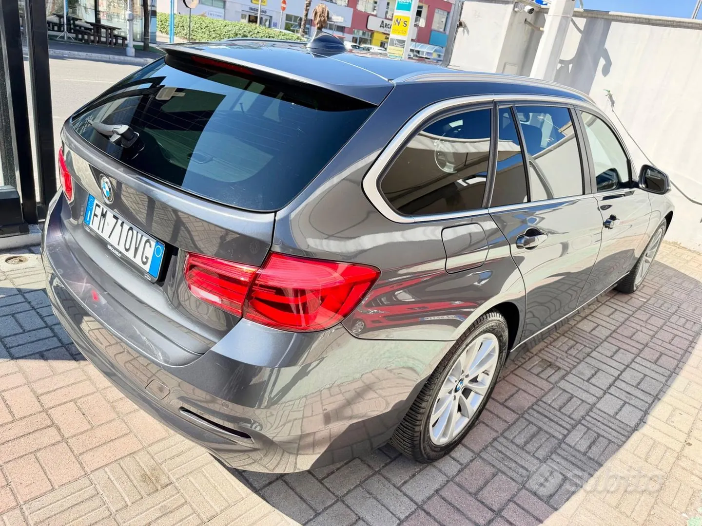 BMW 318D 2018 photo 2