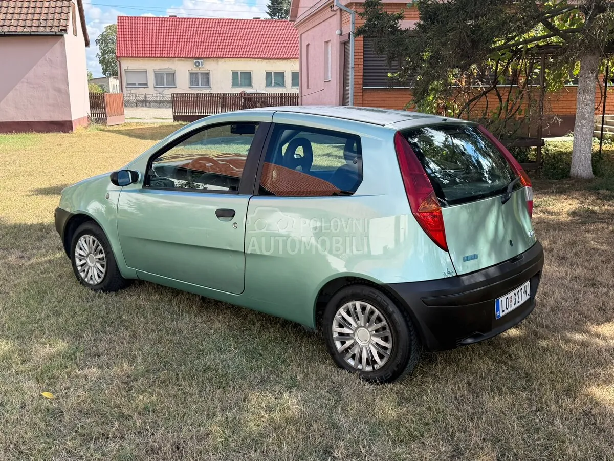 Fiat Punto 2001 photo 5