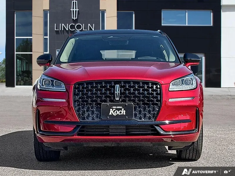 Lincoln Corsair 2026 photo 2