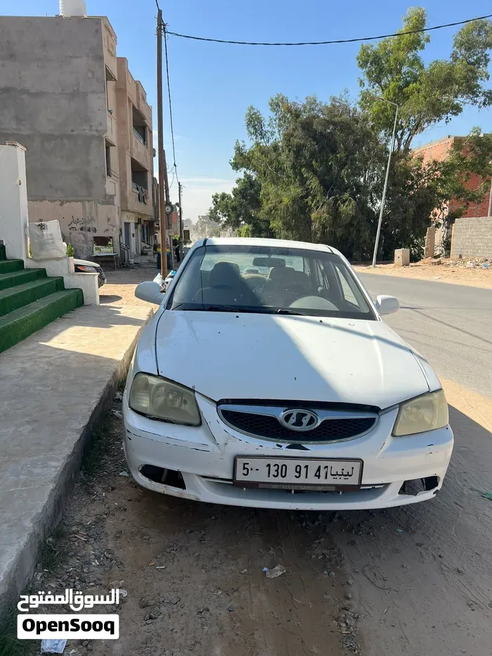 Hyundai Verna 2003 photo 3