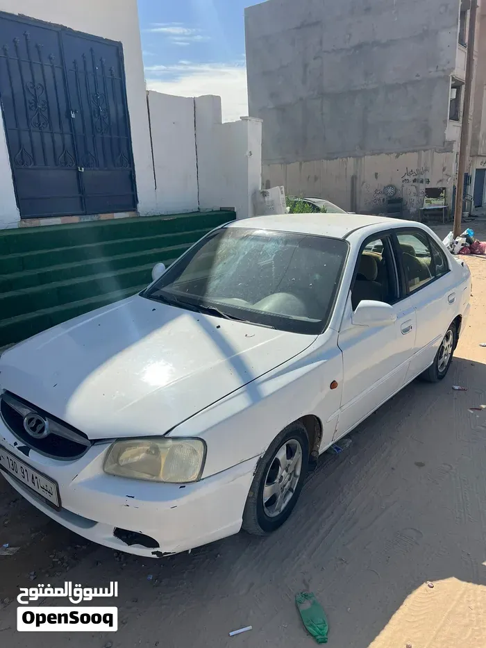 Hyundai Verna 2003 photo 2