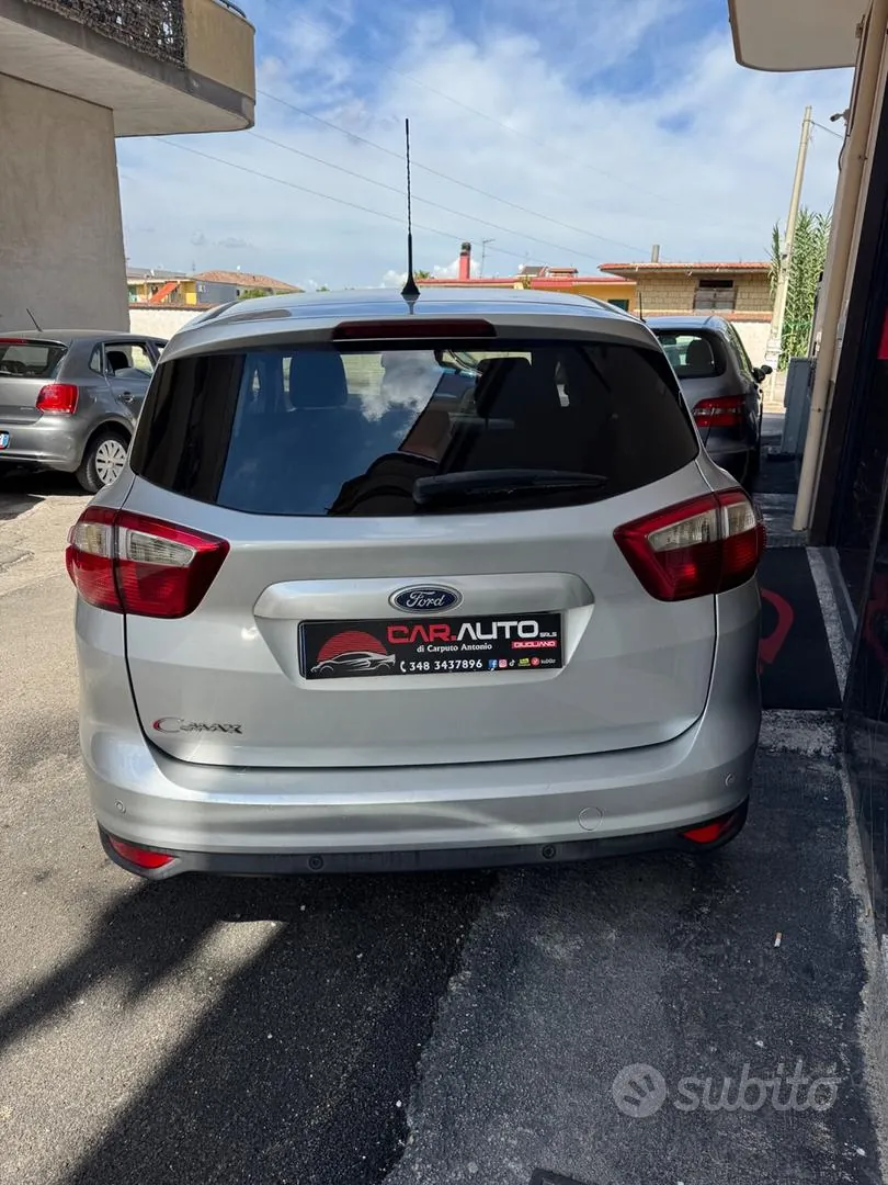 Ford C-Max 2011 photo 4