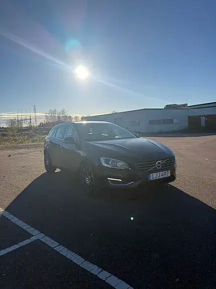 Volvo V60 2014 photo 4