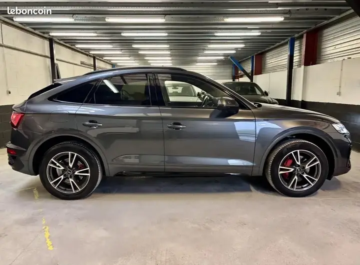 Audi Q5 2023 photo 2