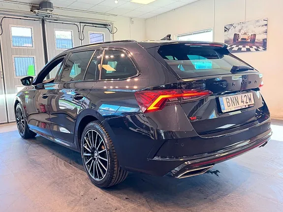 Skoda Octavia 2021 photo 3