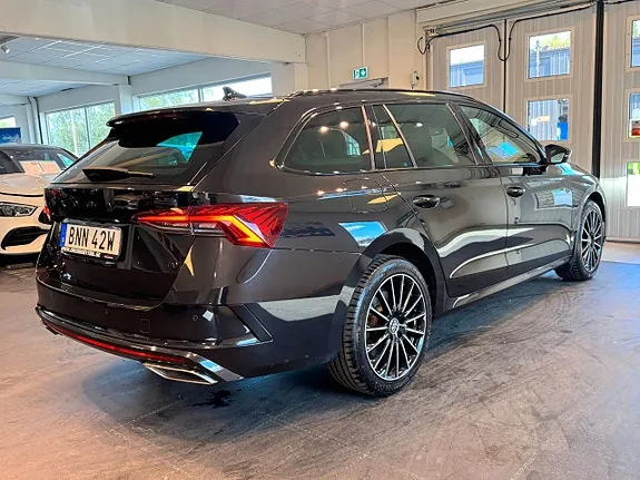 Skoda Octavia 2021 photo 4
