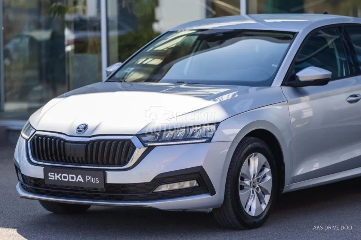 Skoda Octavia 2021 photo 2