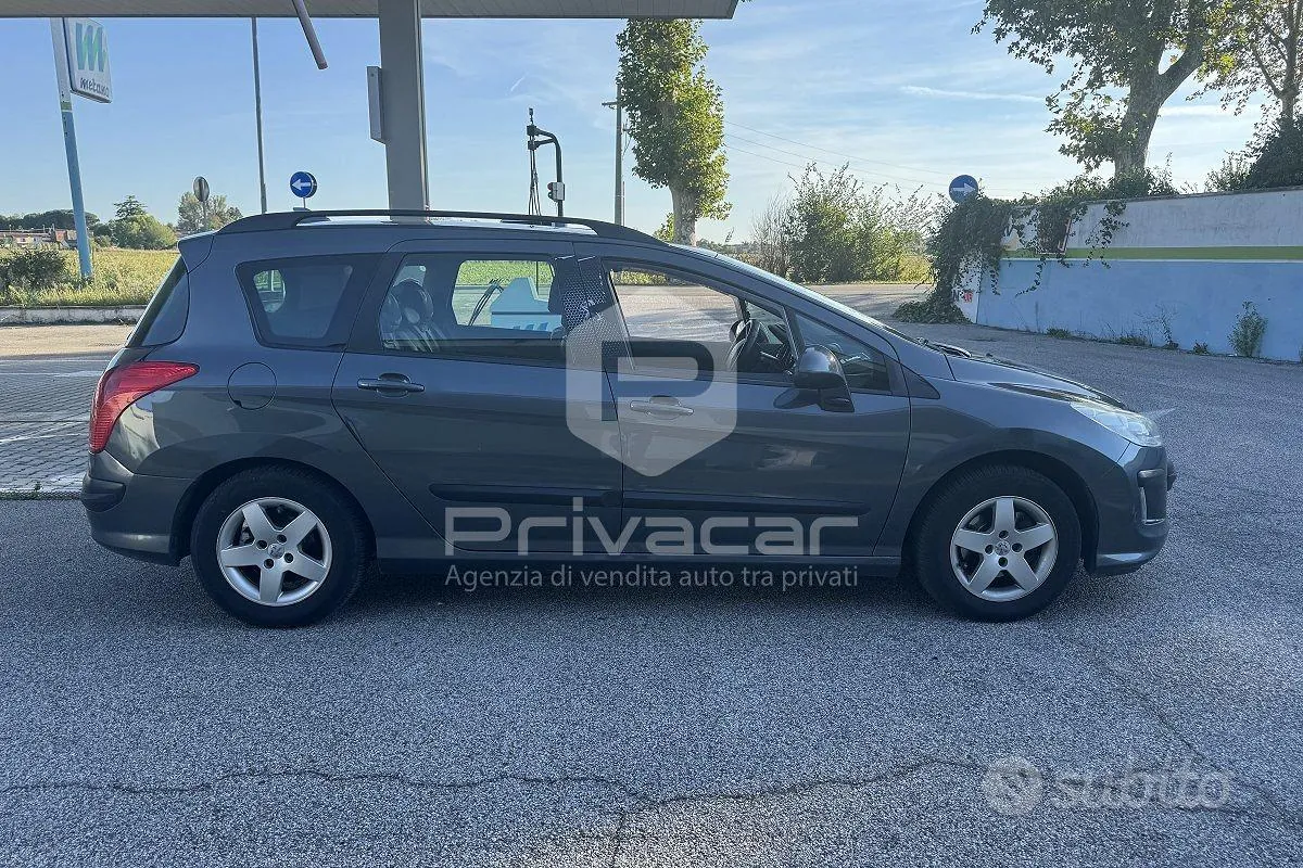 Peugeot 308 2009 photo 4
