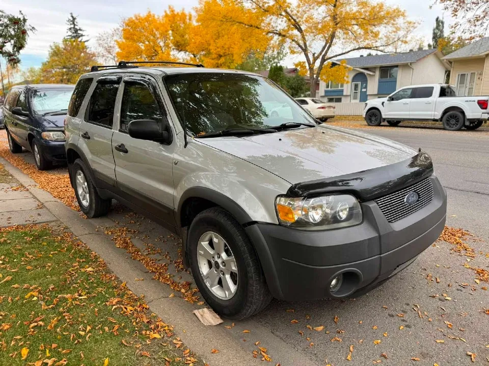 Ford Escape 2005 photo 3
