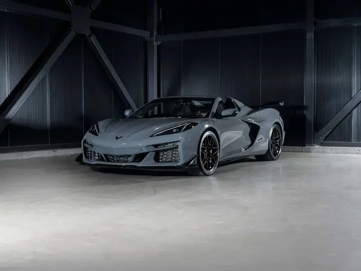 Chevrolet Corvette 2024 photo 2
