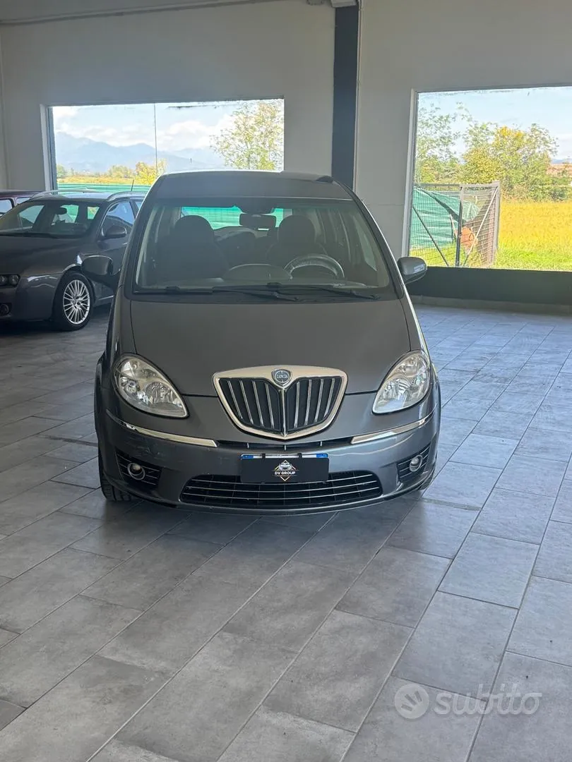 Lancia Musa 2010 photo 3