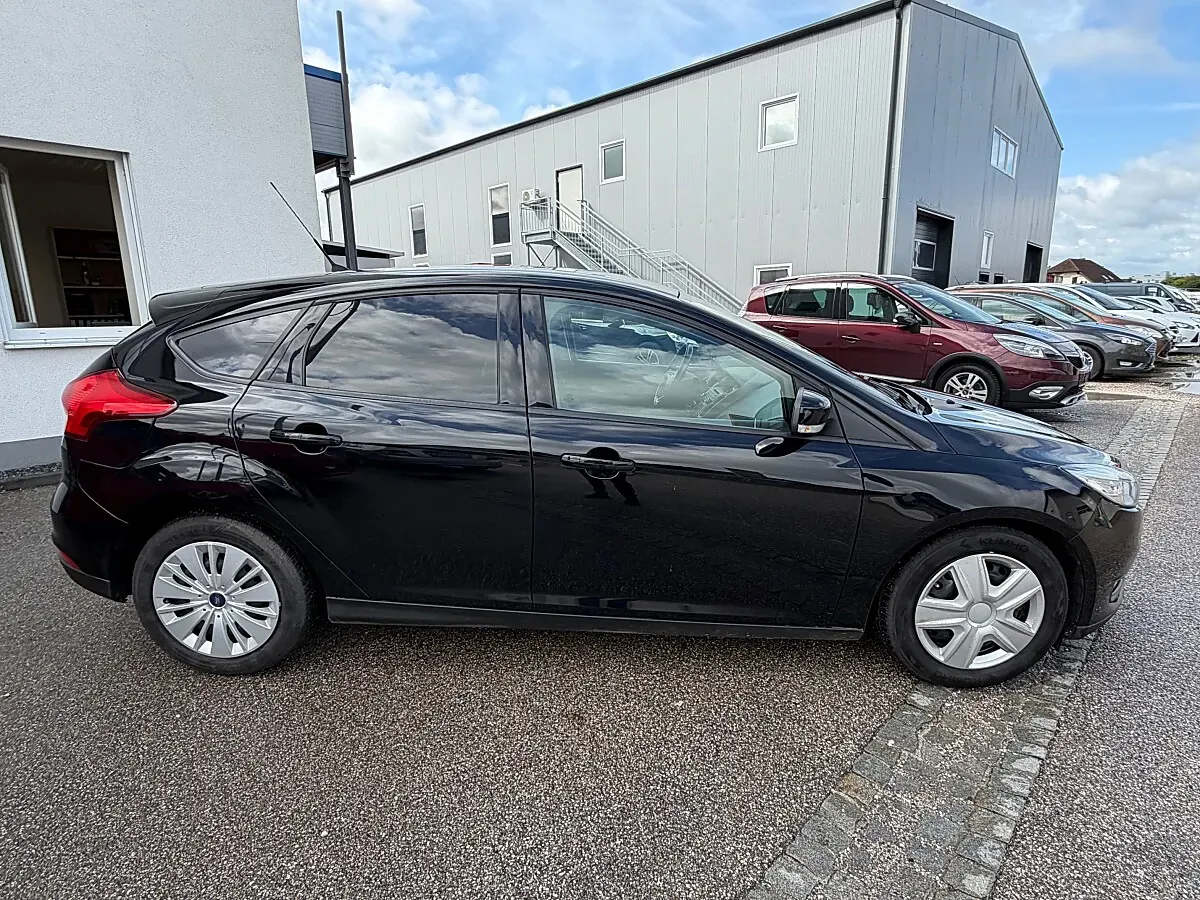 Ford Focus 2016 photo 3