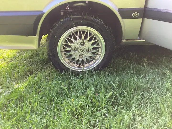 Audi 80 1987 photo 3