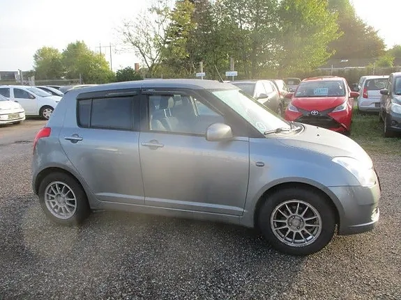 Suzuki Swift 2006 photo 3