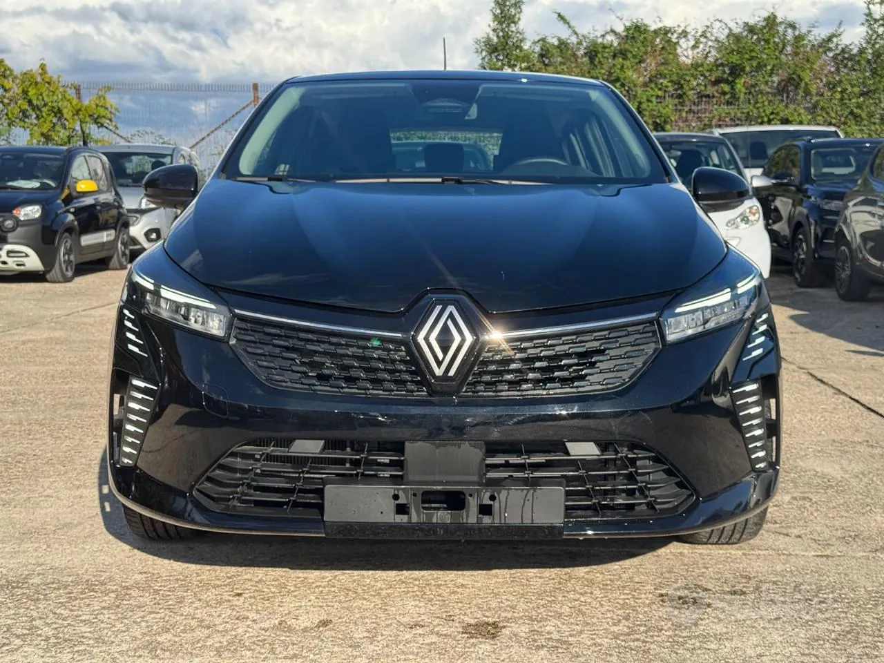 Renault Clio 2025 photo 2