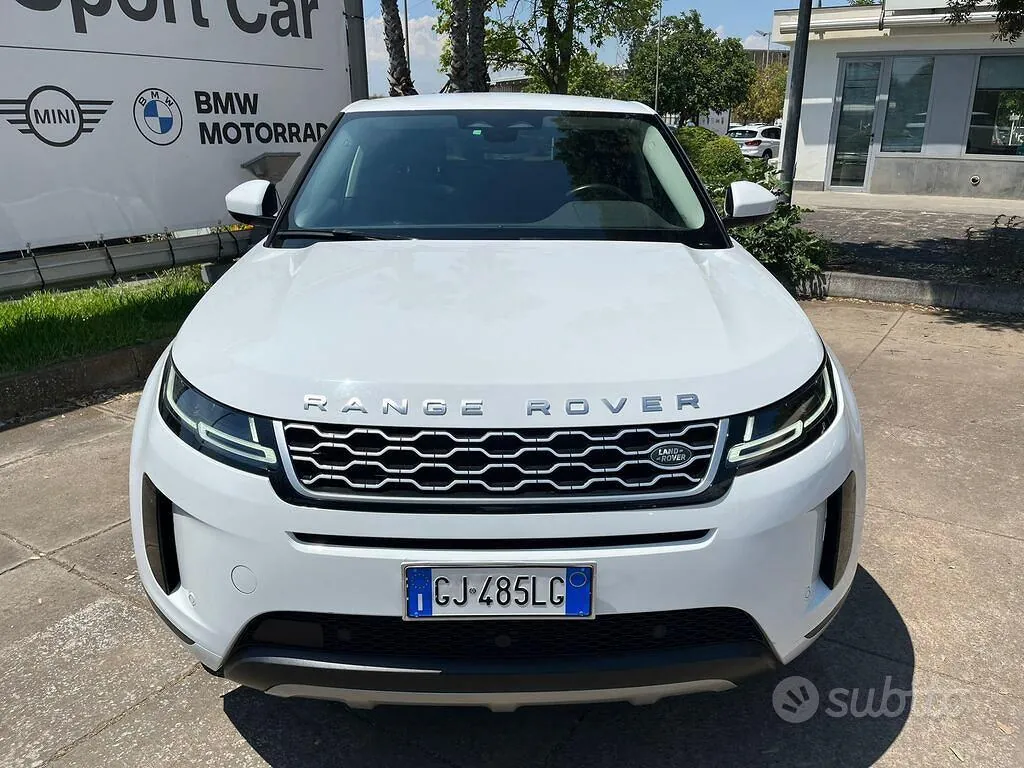 Land Rover Range Rover Evoque 2022 photo 3