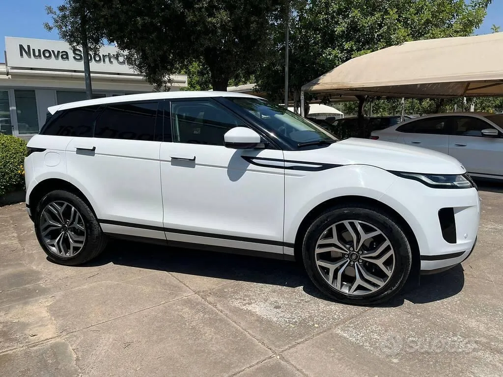 Land Rover Range Rover Evoque 2022 photo 5