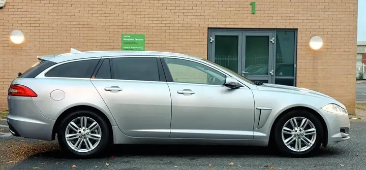 Jaguar Xf 2013 photo 5