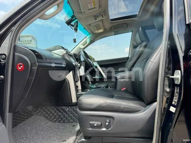 Toyota Land Cruiser Prado 2013 photo 3
