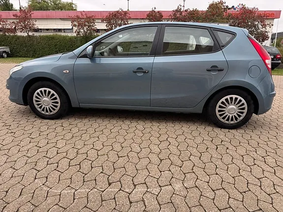 Hyundai I30 2009 photo 2