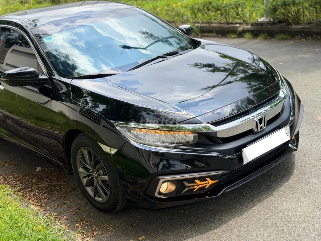 Honda Civic 2021 photo 3