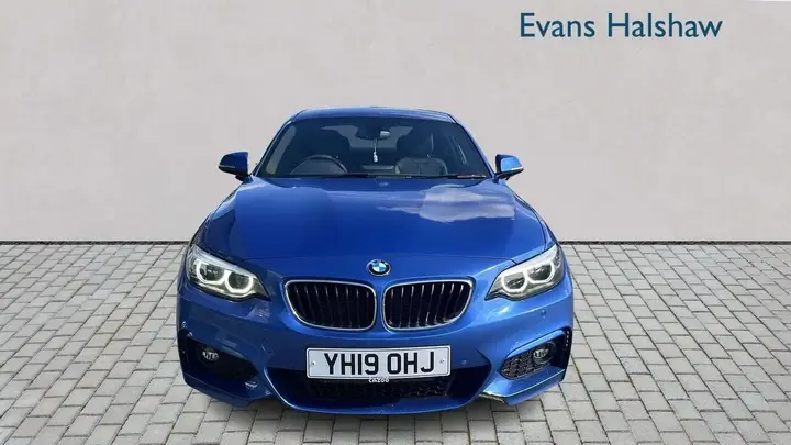 BMW 2 Series 2019 photo 2