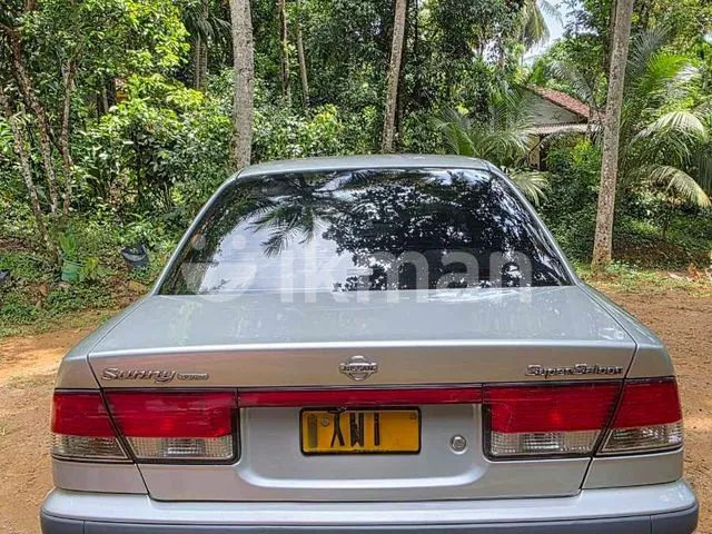Nissan Sunny 2000 photo 3