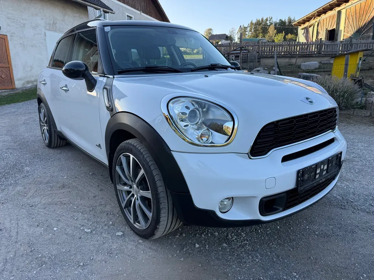 Mini Countryman 2012 photo 2
