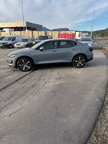 Polestar 2 2021 photo 3