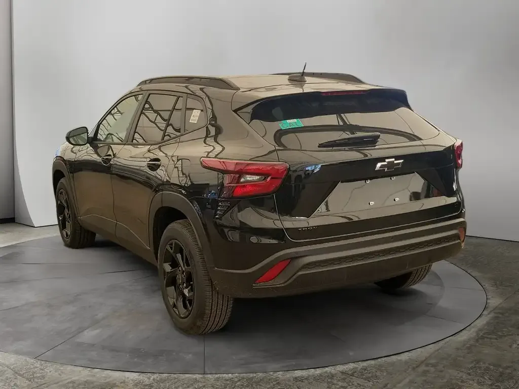 Chevrolet Trax 2026 photo 3
