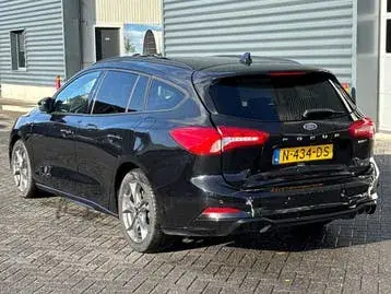 Ford Focus 2021 photo 3