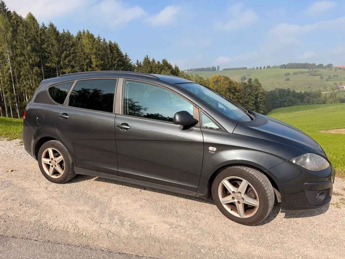 Seat Altea Xl 2010 photo 2