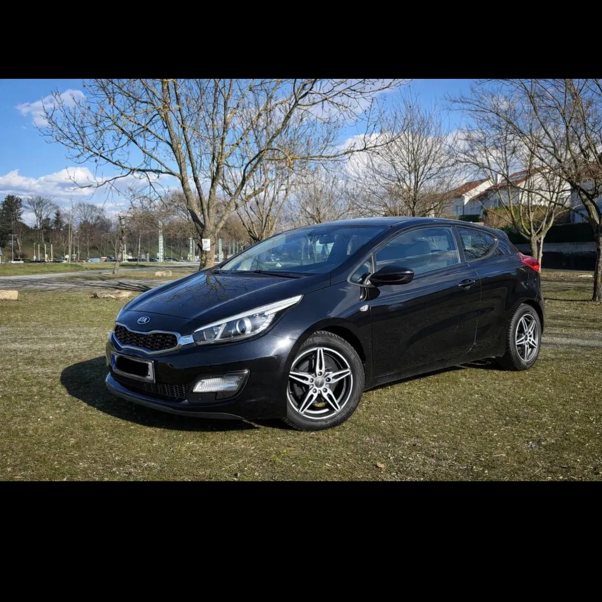 Kia Proceed