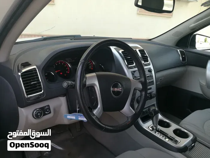 GMC Acadia
